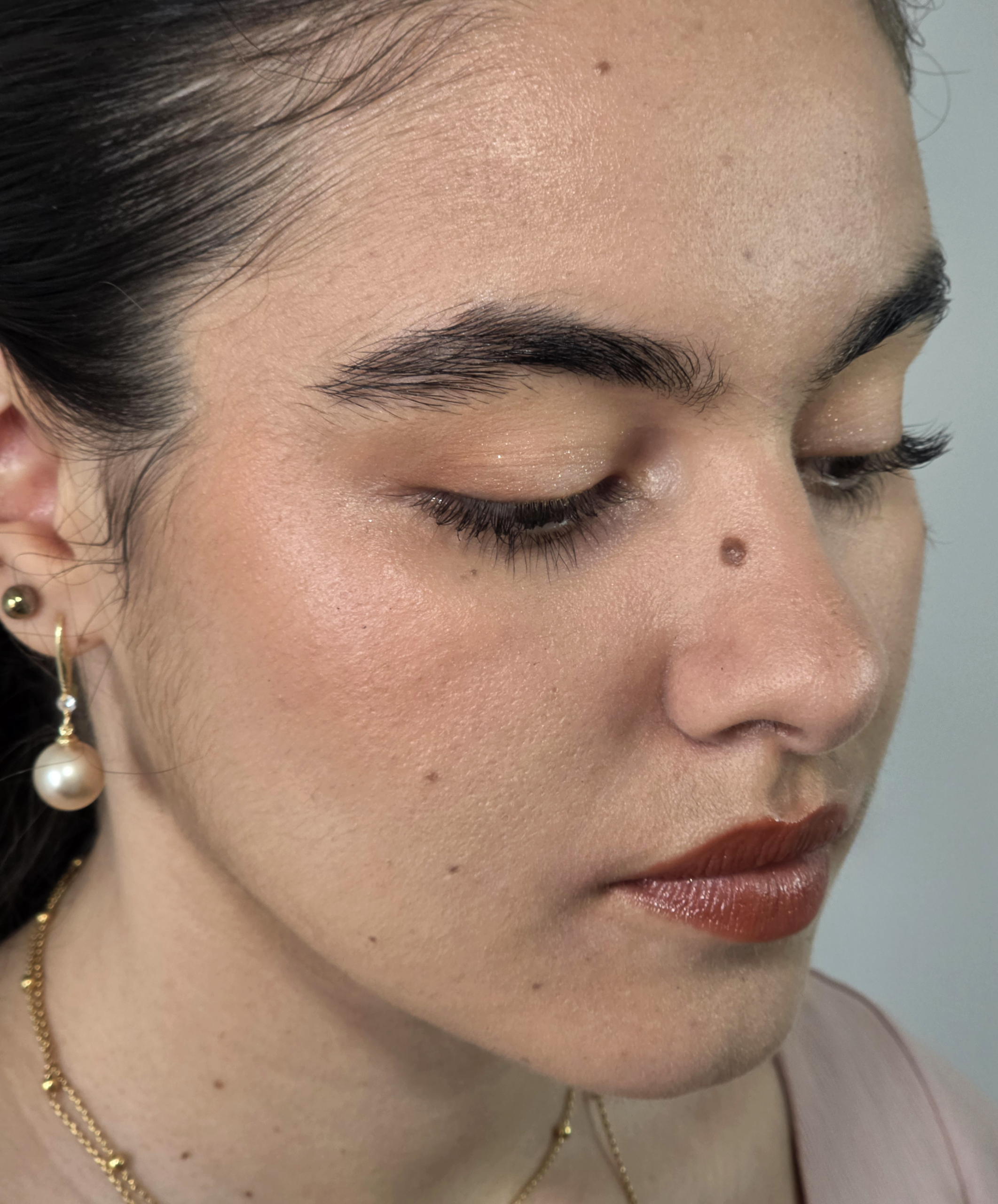 Détail teint lumineux formule L’Éclat Naturel mariage