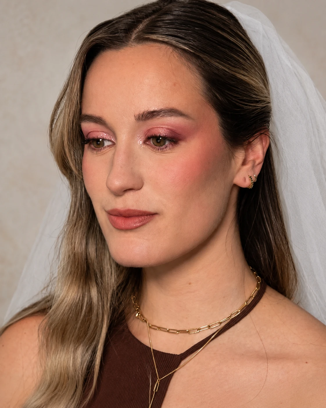 Maquillage Full Glam rose réalisé sur Pauline par Cloé MakeupArt